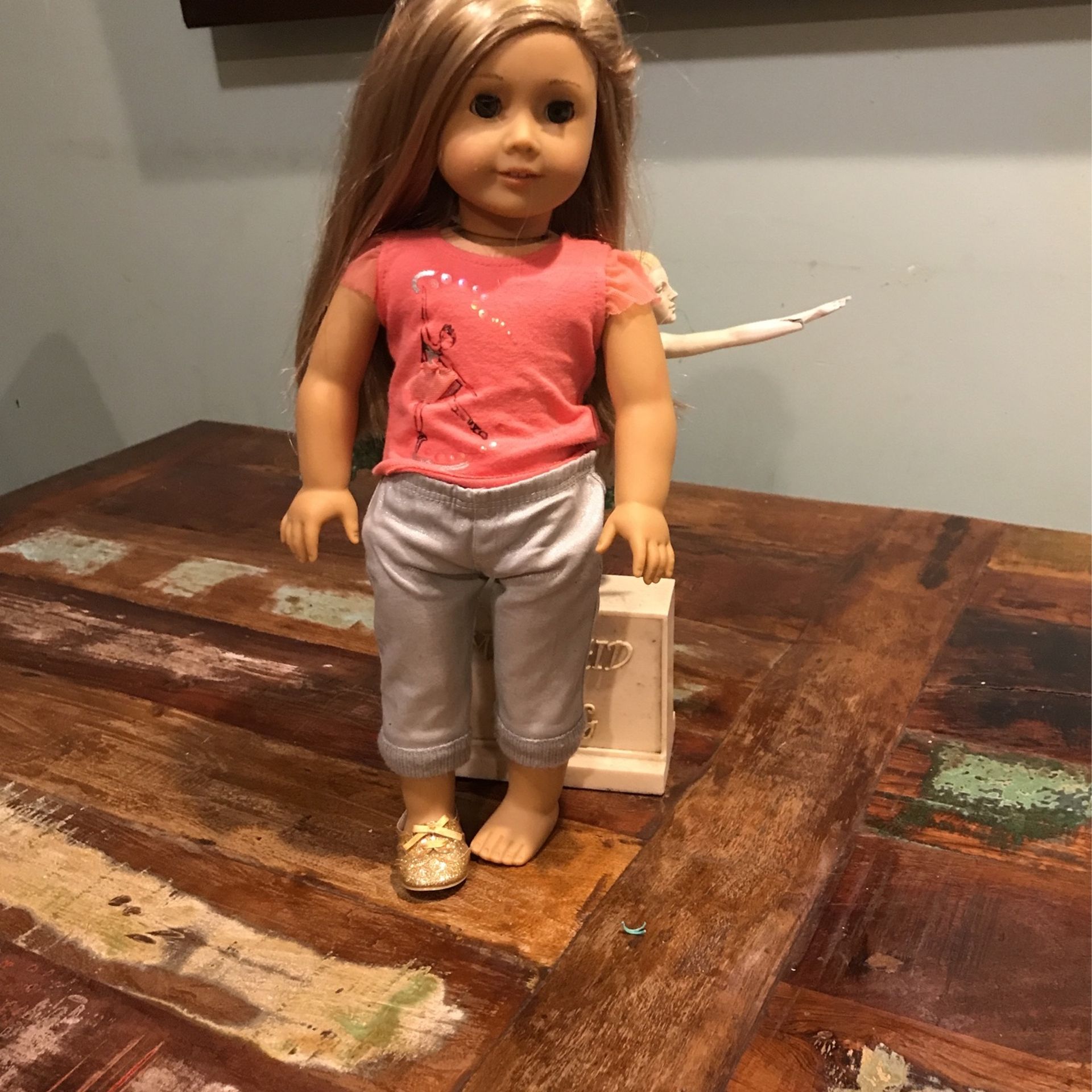 Isabelle2014 American Girl Doll Used