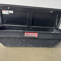 Truck Bed Tool Box 