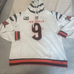 Cincinnati Bengals Joe Burrow Hoodie size small up to 4xl
