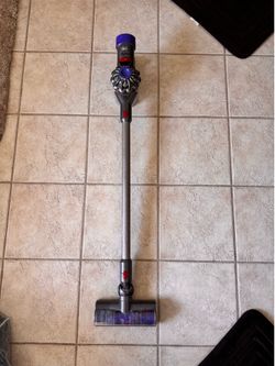 Dyson V8 Cordless Vacuum Cleaner