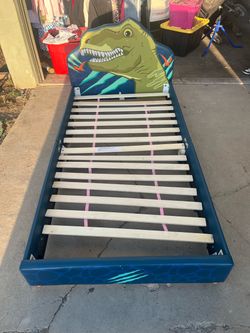 Dinosaur twin bed