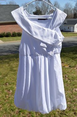 Unique white dress/Teen size M