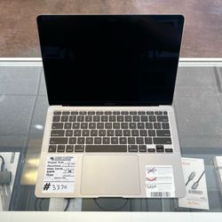 MacBook Air Retina 13.3" with touch ID- Apple M1 8-core and 7-core GPU - 8GB RAM - 128GB SSD - (2020) - Space Grey Excellent	