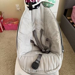 MamaRoo Baby Swing