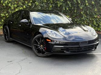 2017 Porsche Panamera