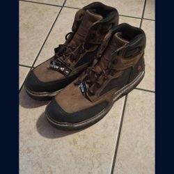 10.5W WOLVERINE STEEL TOE BOOTS