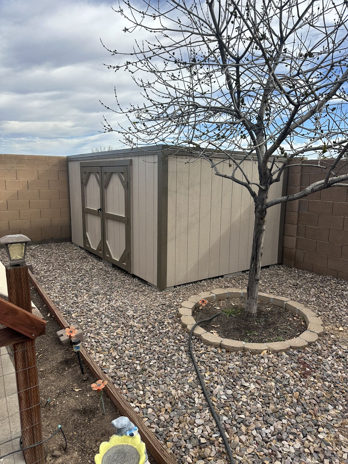 8x12 Hoa Shed