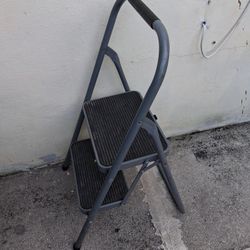 Yes, It's Available Step Ladder