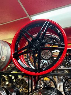 20x8.5” Niche “Roma” Wheels