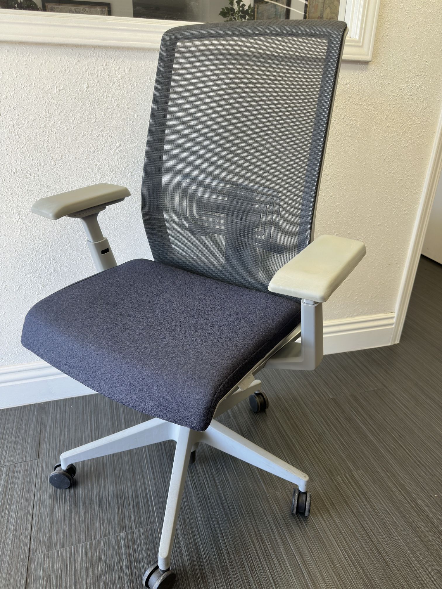 Haworth Very Task Chairs