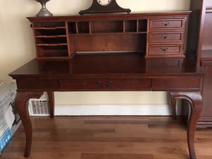 New And Used Desk With Hutch For Sale In Hudson Ny Offerup