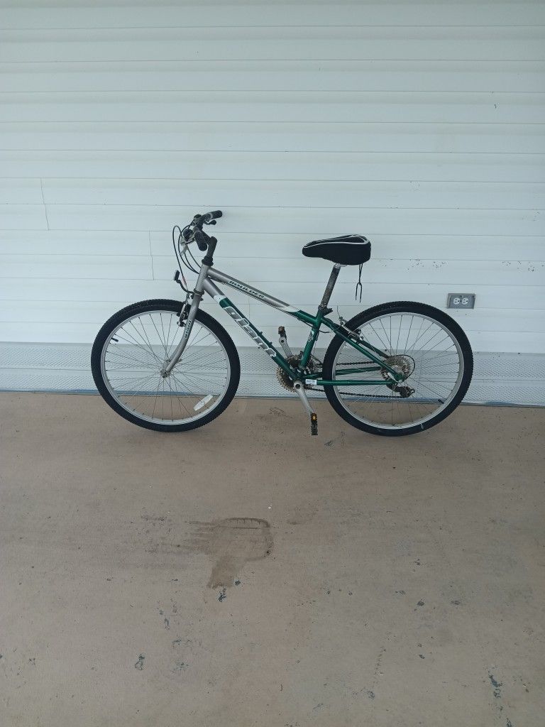 Giant 26 Inch Bike