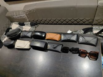 Lot of Sunglasses different brands