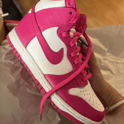 Women’s Nike Dunk Highs Size 8