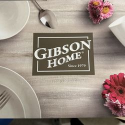 Brand New 6 pc Dish Set