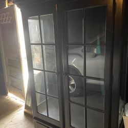 Mahogany Wood China Cabinet 