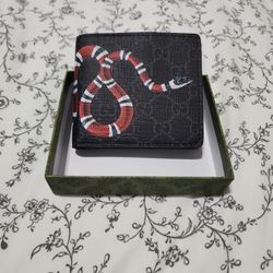 Gucci Mens Kingsnake Wallet 