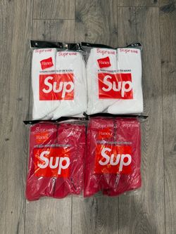 Supreme socks