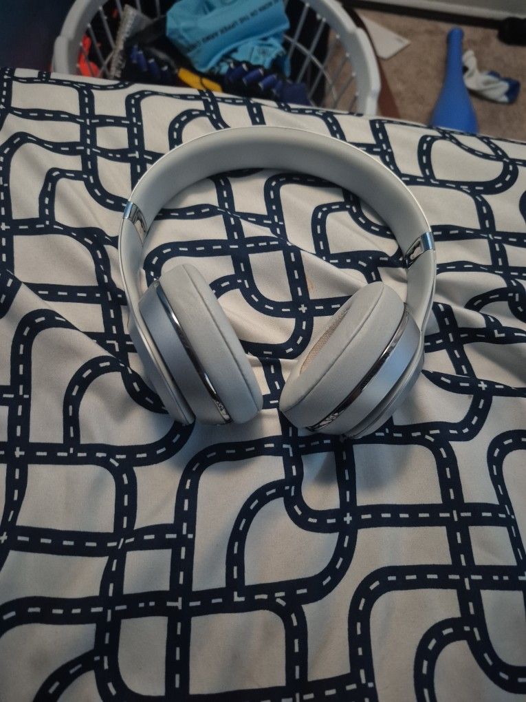 Beats Solo 3