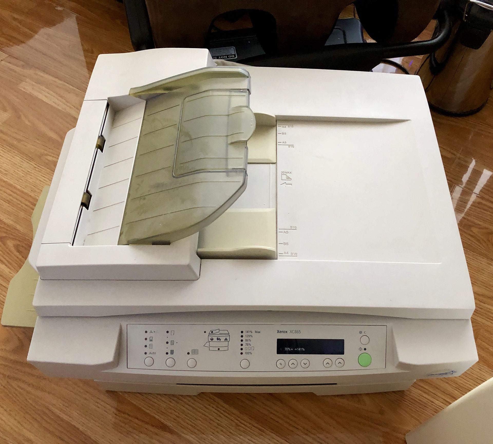 Copying machine - Xerox XC865