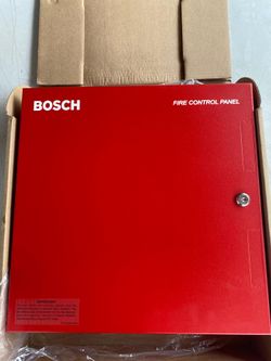 NEW NEW BOSCH D8109 FIRE ENCLOSURE EMPTY PANEL BOX RED with Key