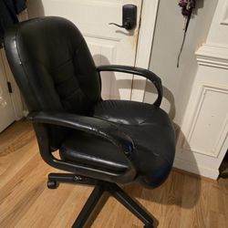 Desk Chair Oversized Adjustable.. Sturdy Well Made 