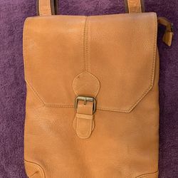 CHOKSEY LEATHER MESSENGER BAG