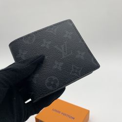 Men’s Designer Wallet 60$