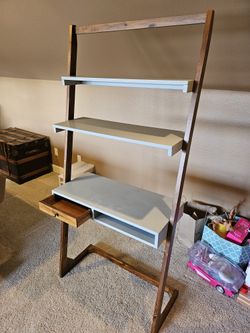 Leaning Ladder Desk
