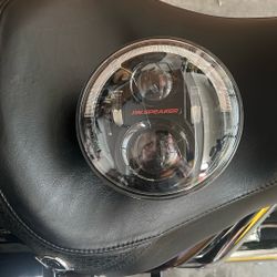 JW Speaker 7 In Headlight