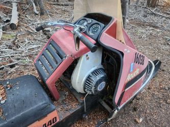 Snowmobiles John Deer & Alouette