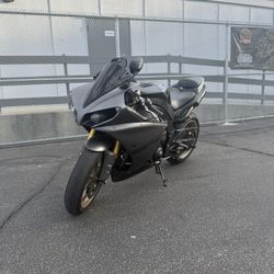 2014 Yamaha R1 🔥🔥