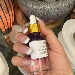 ✨ Chic Essence Perfume Oil – Luxurious Body Oil ✨  Pickup Location:  	•	📍 Durango and 215  Description: Elevate your fragrance collection with Chic E