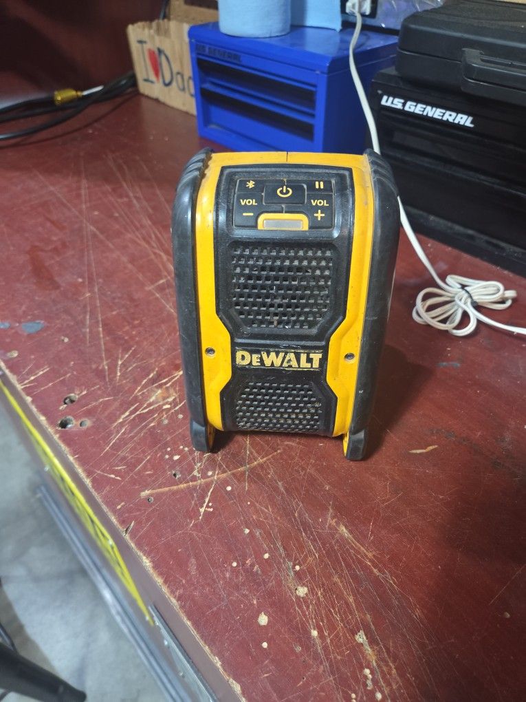 Dewalt Bluetooth Speaker