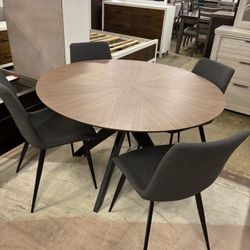 Round Dining Set