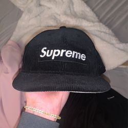 Supreme x New Era Hat
