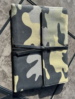  Camouflage Clutch By Stella & Dot