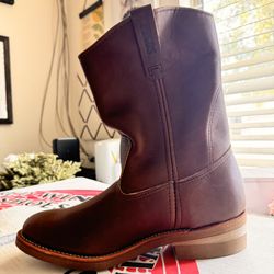 RedWing, Pecos Boots- Size 9 1/2 2E
