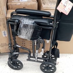 Wheel chair / Silla De Ruedas Nueva Nueva 