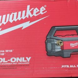 Milwaukee M18 Transfer Pump