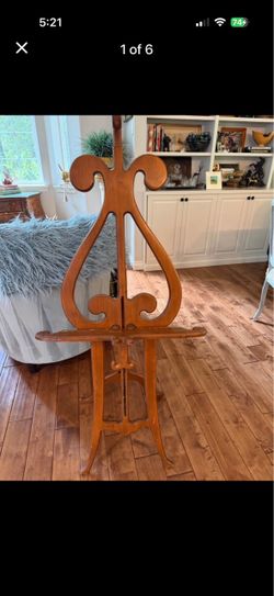 Walnut antique French easel