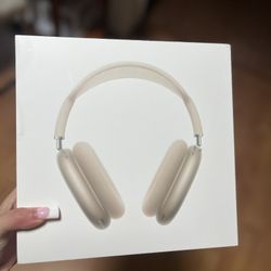 Brand New Starlight Airpod Maxes