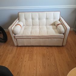 Chair /guest Bed