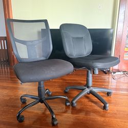 2 Rolling Office Chairs – Adjustable, Clean, Ready to Use – $60 for Both / $35 Each