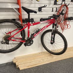 Specialized rock hopper