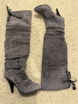 BARELY WORN WOMEN’s GREY SUEDE OVER THE KNEE BOOTS