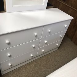 Six drawers Dresser New