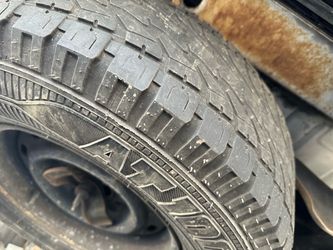 Ford E150 cargo van 2003 spare tire Ford E150 cargo van 2003 spare tire
