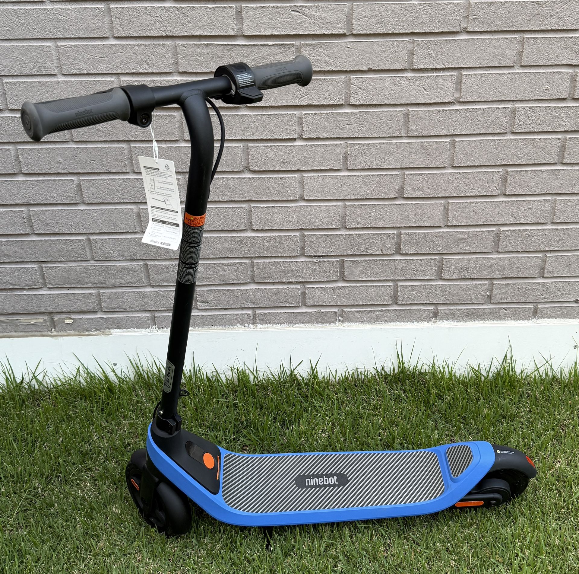 Segway - C2 Lite Kids Electric Kick Scooter