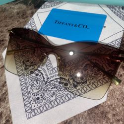 💎 Tiffany & Co. TF3103K 8332A Sunglasses –  Gold / Gradient Brown – Oversized Rimless